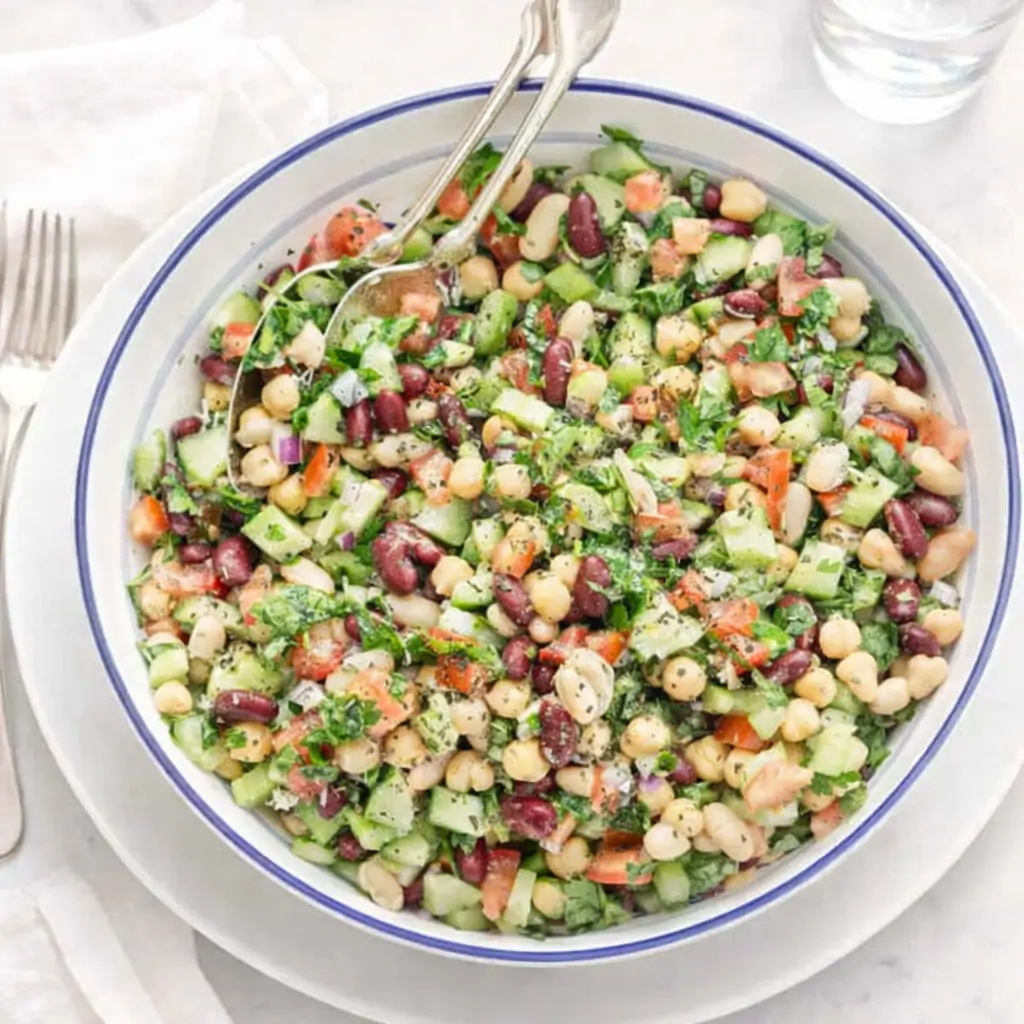 Mediterranean Bean Salad Recipe: A Healthy 15-Minute Meal